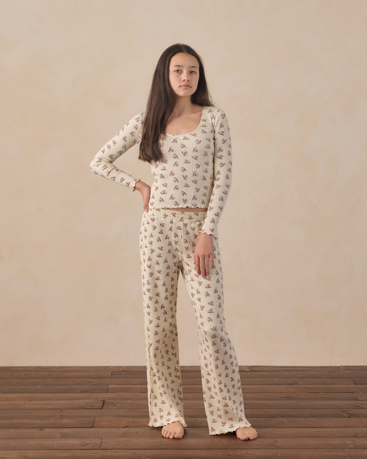 Full Length Model Wearing Rylee + Cru Teen Ribbed Lounge Set | Ruby Bloom