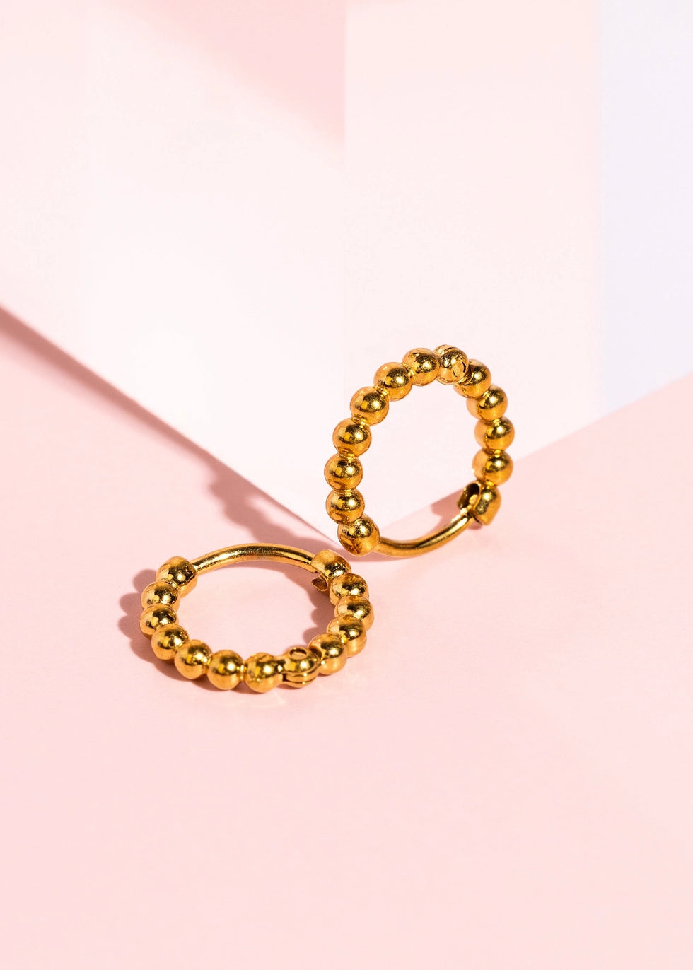 Pierced Co. Tiny Dot Huggies details
