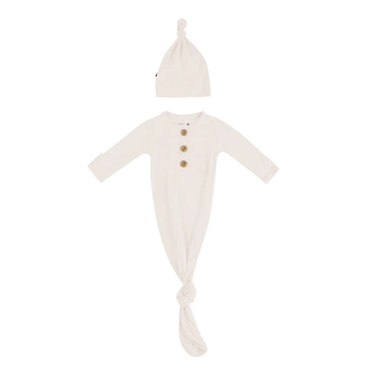 Kyte Baby Knotted Gown with Hat Set II Oat