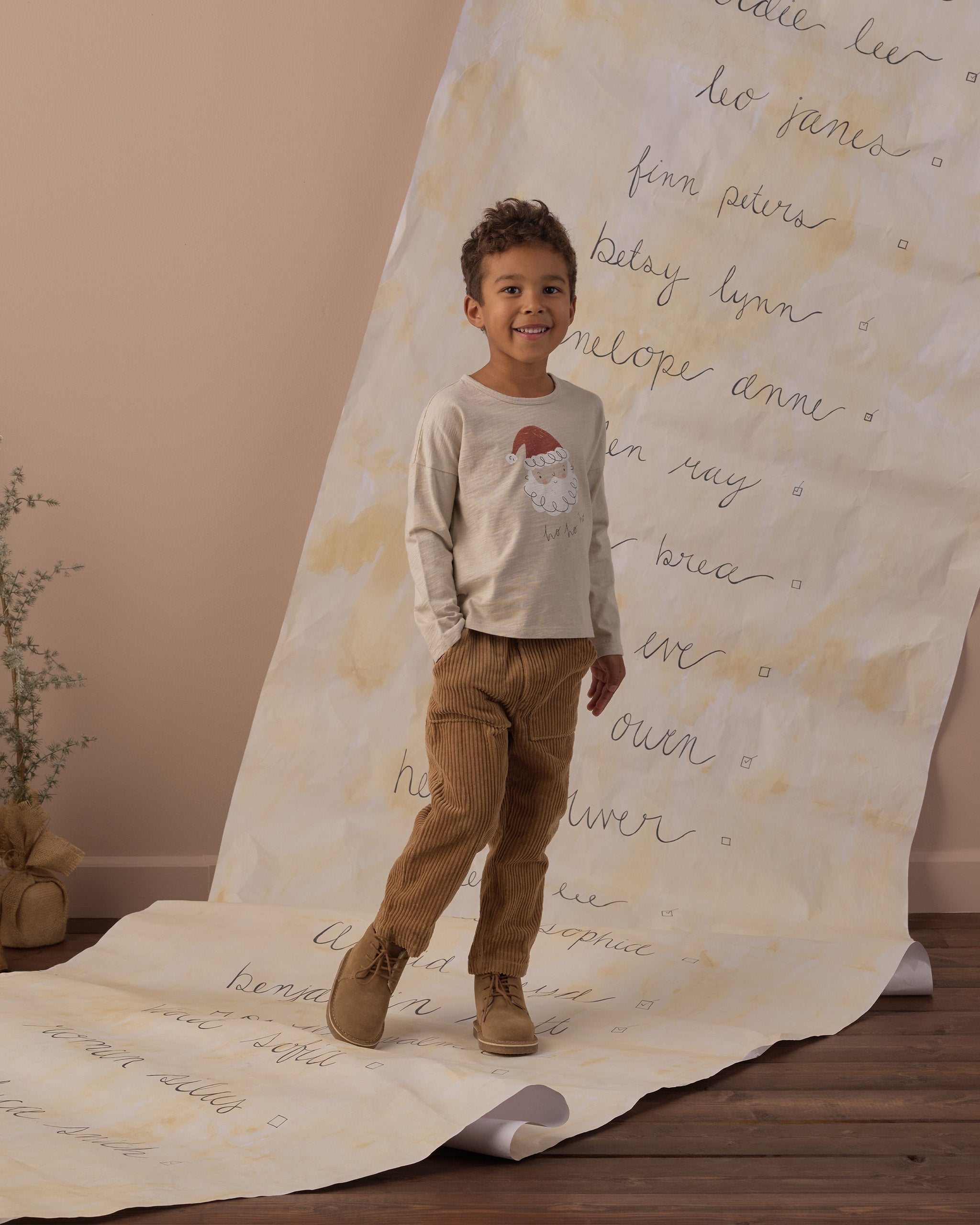 Rylee + Cru Long Sleeve Tee | Santa Full Length Studio Photo Model