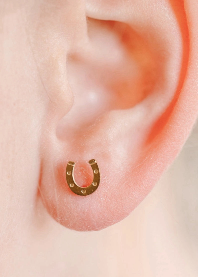 Pierced Co. Lucky You Horseshoe Earring on model