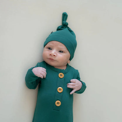 Kyte Baby Knotted Gown with Hat Set II Emerald