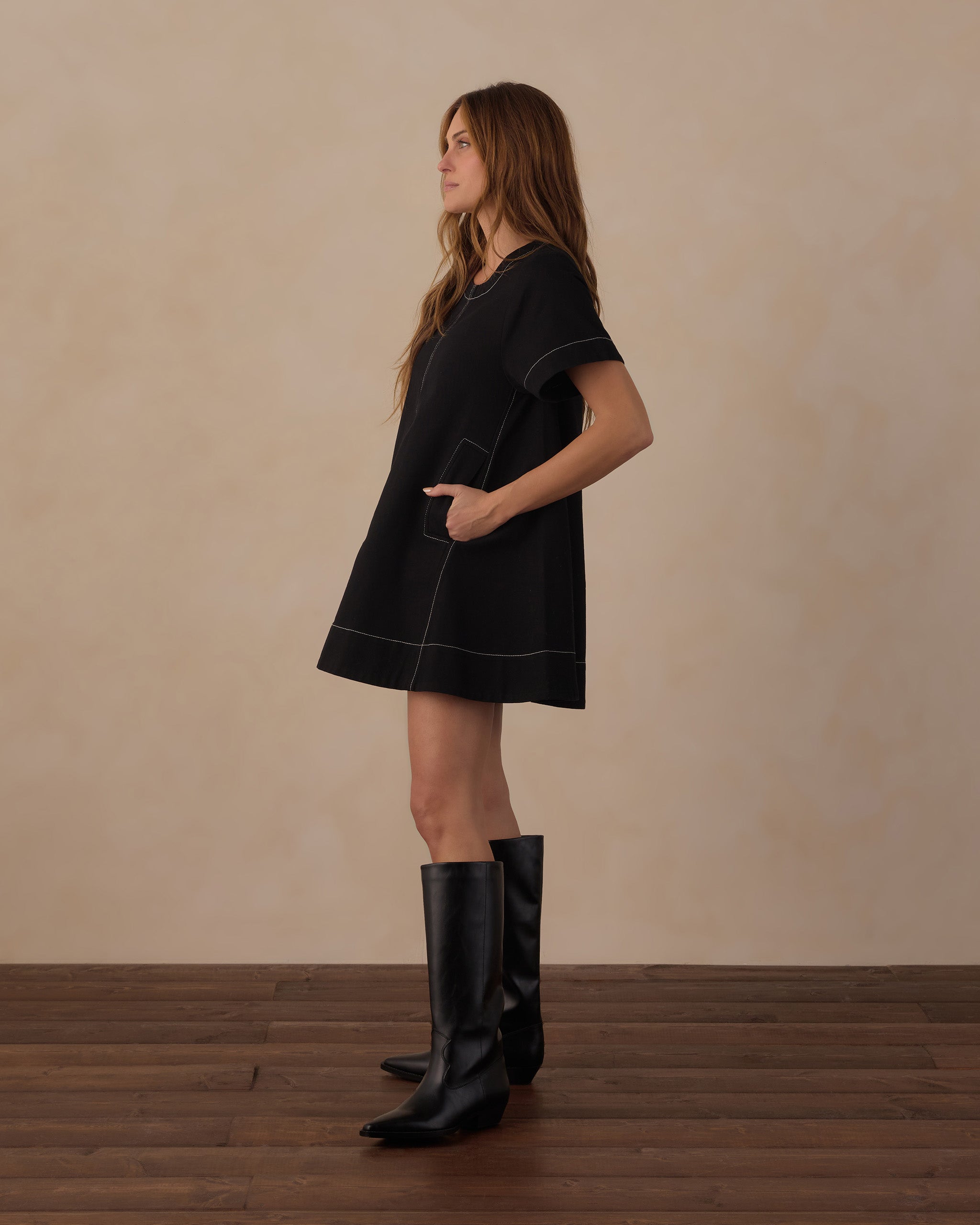 Side view of the Rylee + Cru Women's Savannah Dress | Black