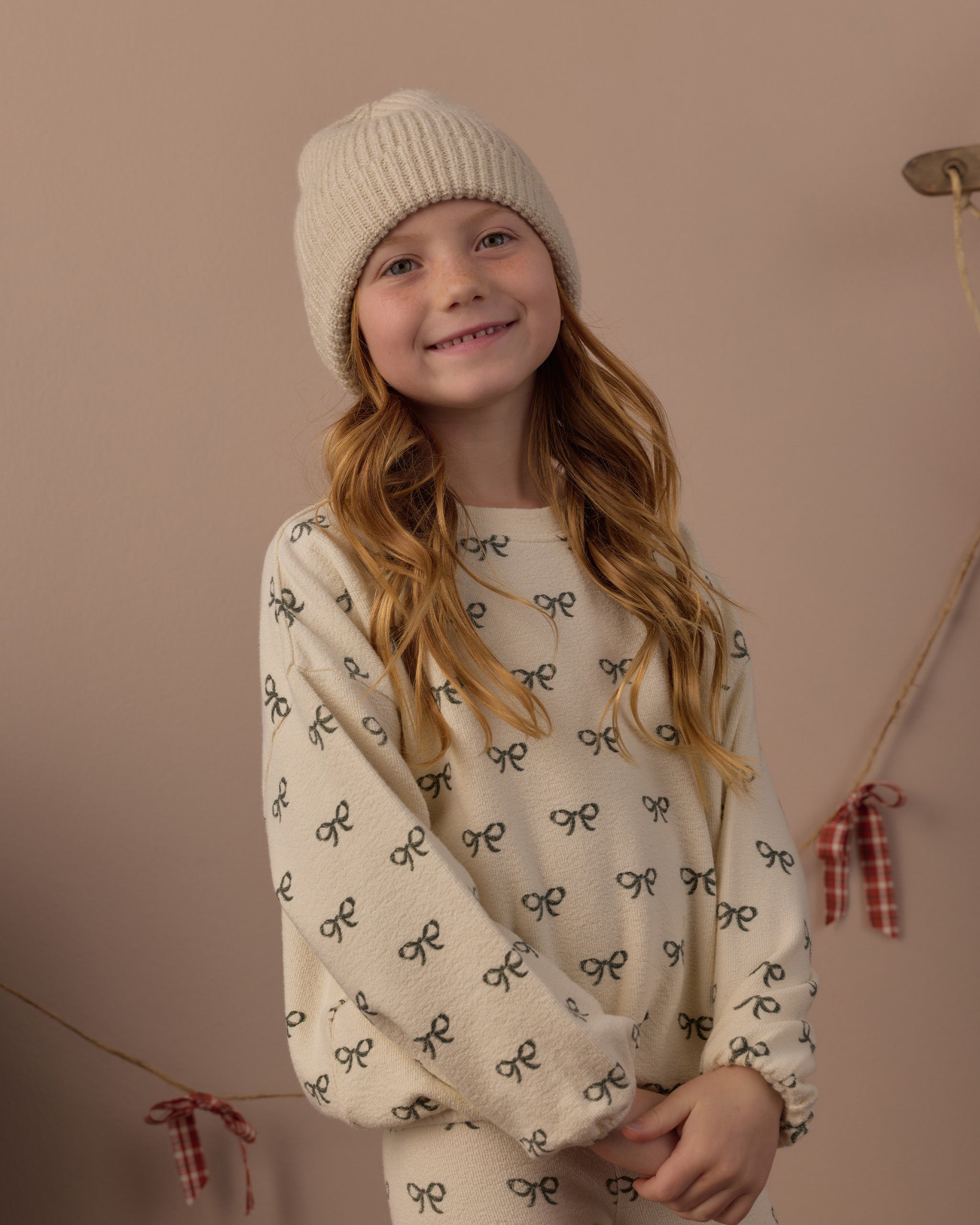 Rylee + Cru Spongey Knit Set | Evergreen Bows Girl's Model Photo